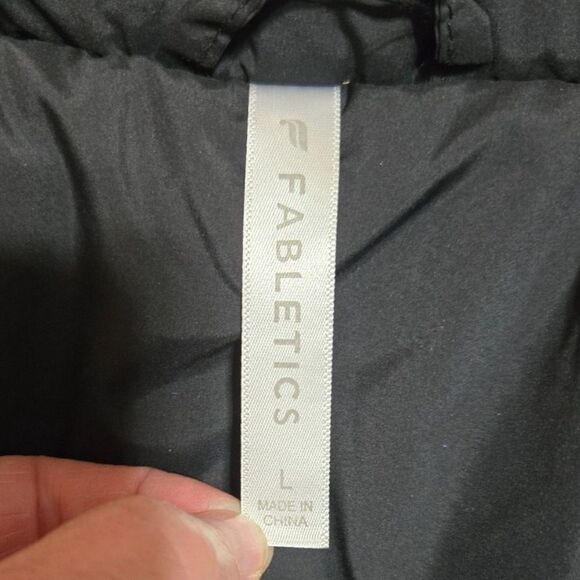 Fabletics Full Zip Black Polyester Puffer Jacket w/2 Front Pockets Wm/Size L - Picture 4 of 6